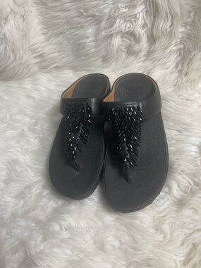 Fitflop leather Black Beaded Thong Sandals - SZ8